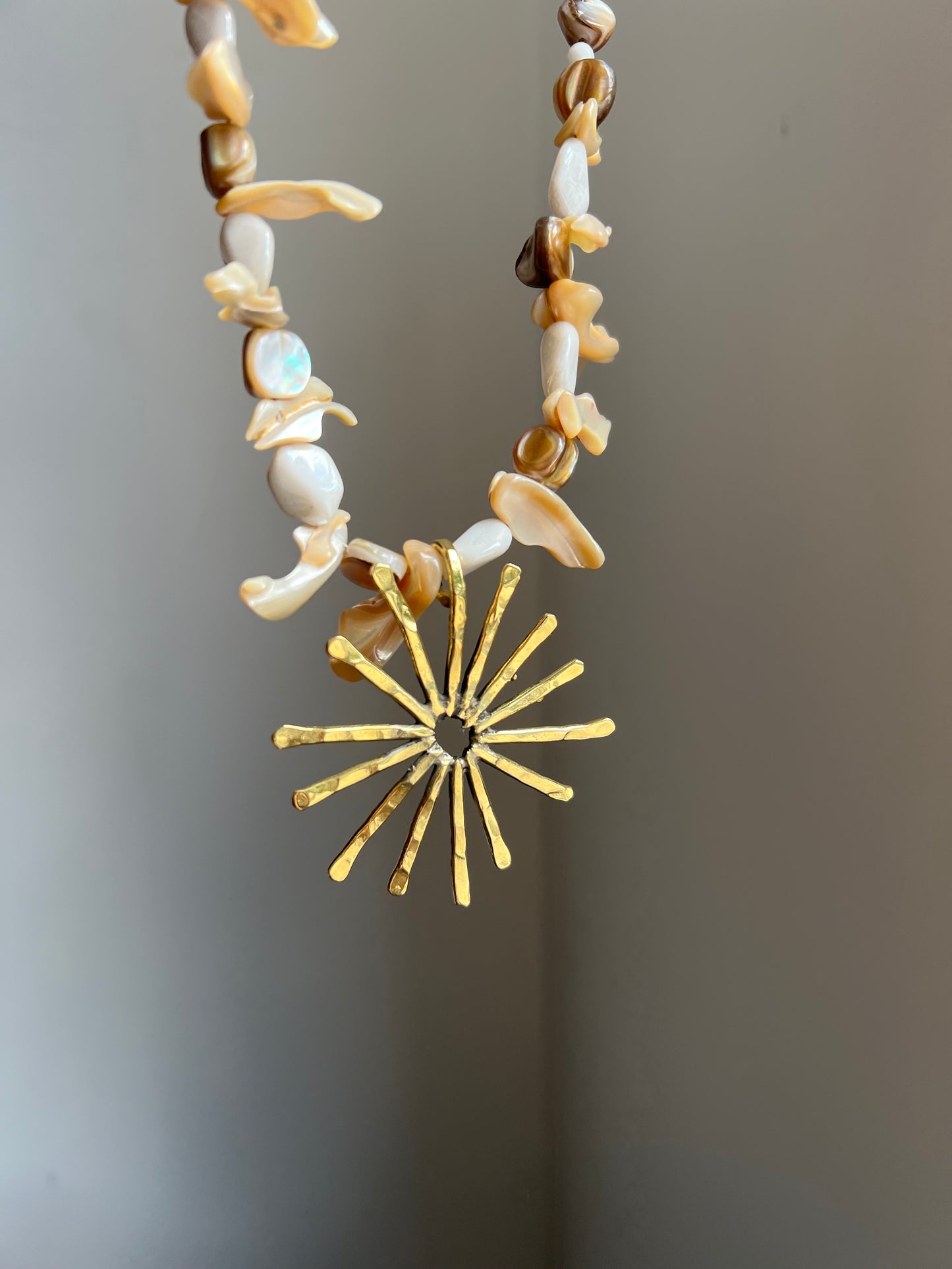 Sol chico con nácar