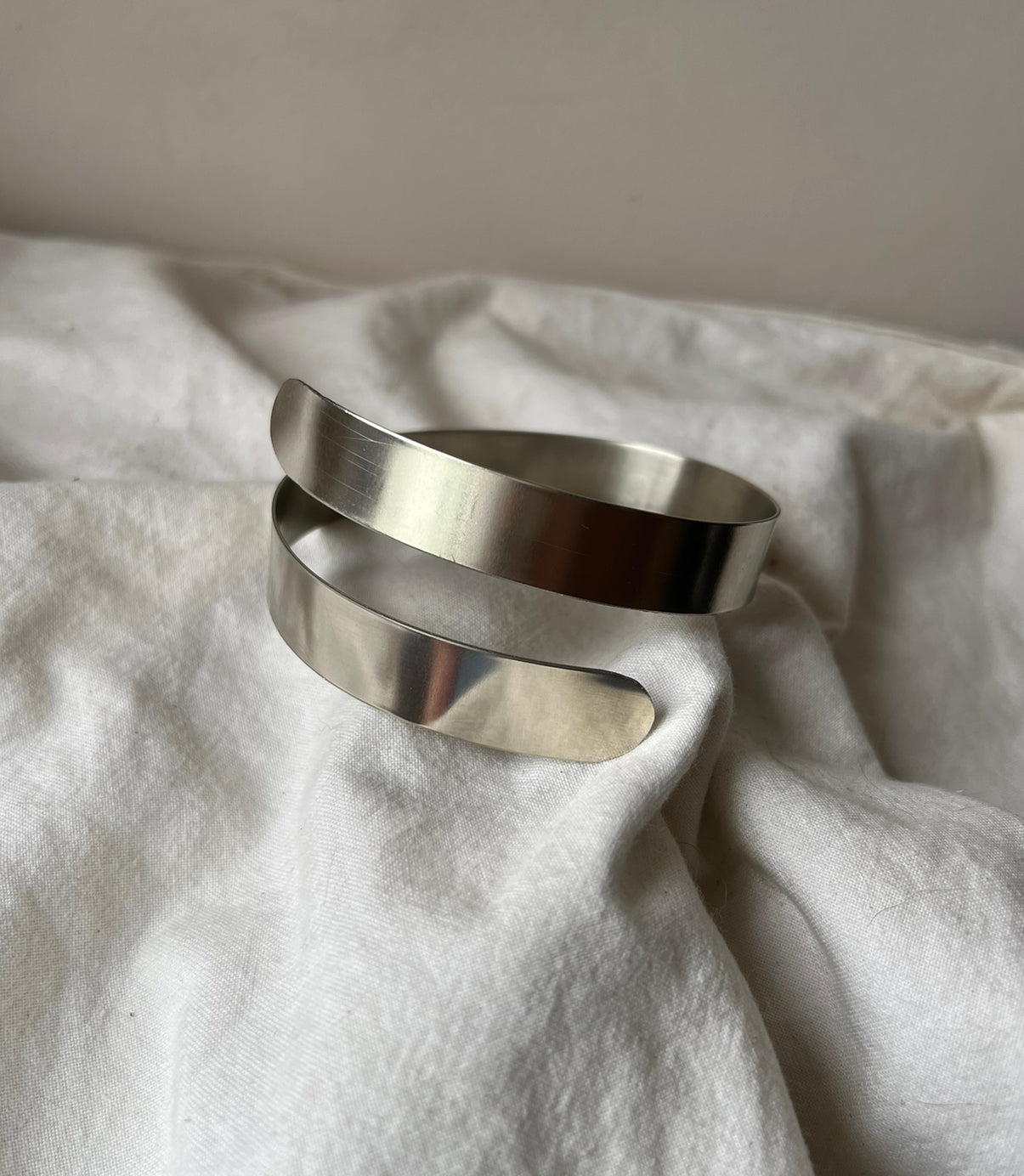 Brazalete espiral grueso