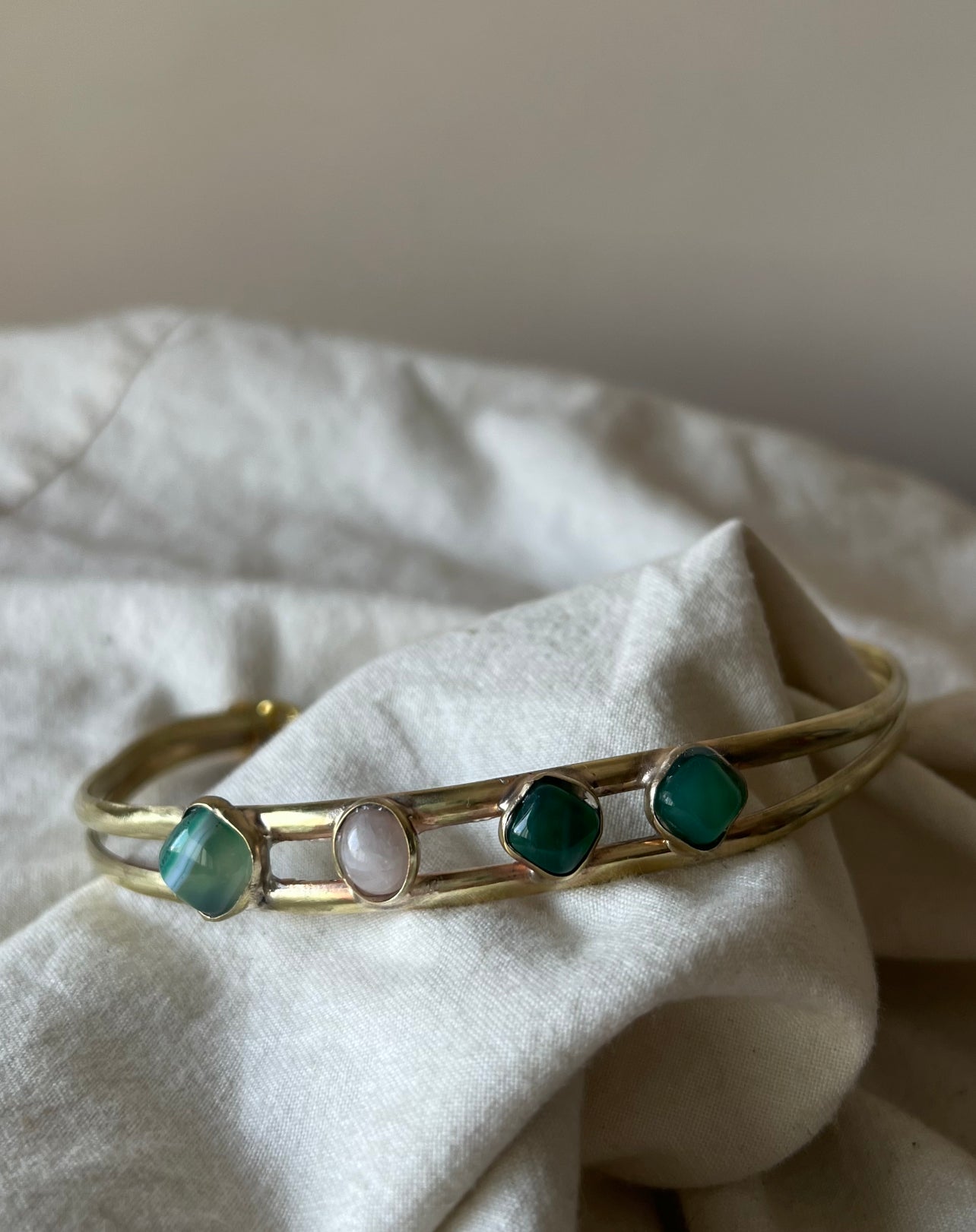 Gargantilla doble con 4 piedras