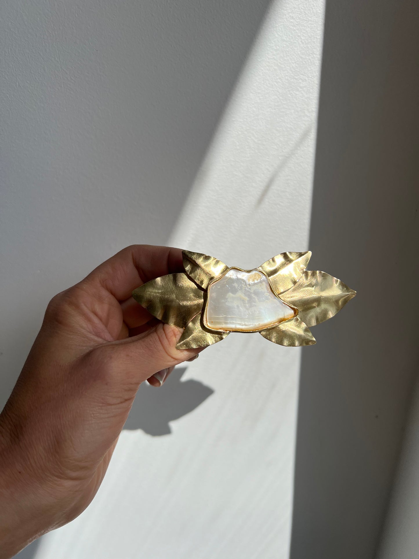 Broche nácar