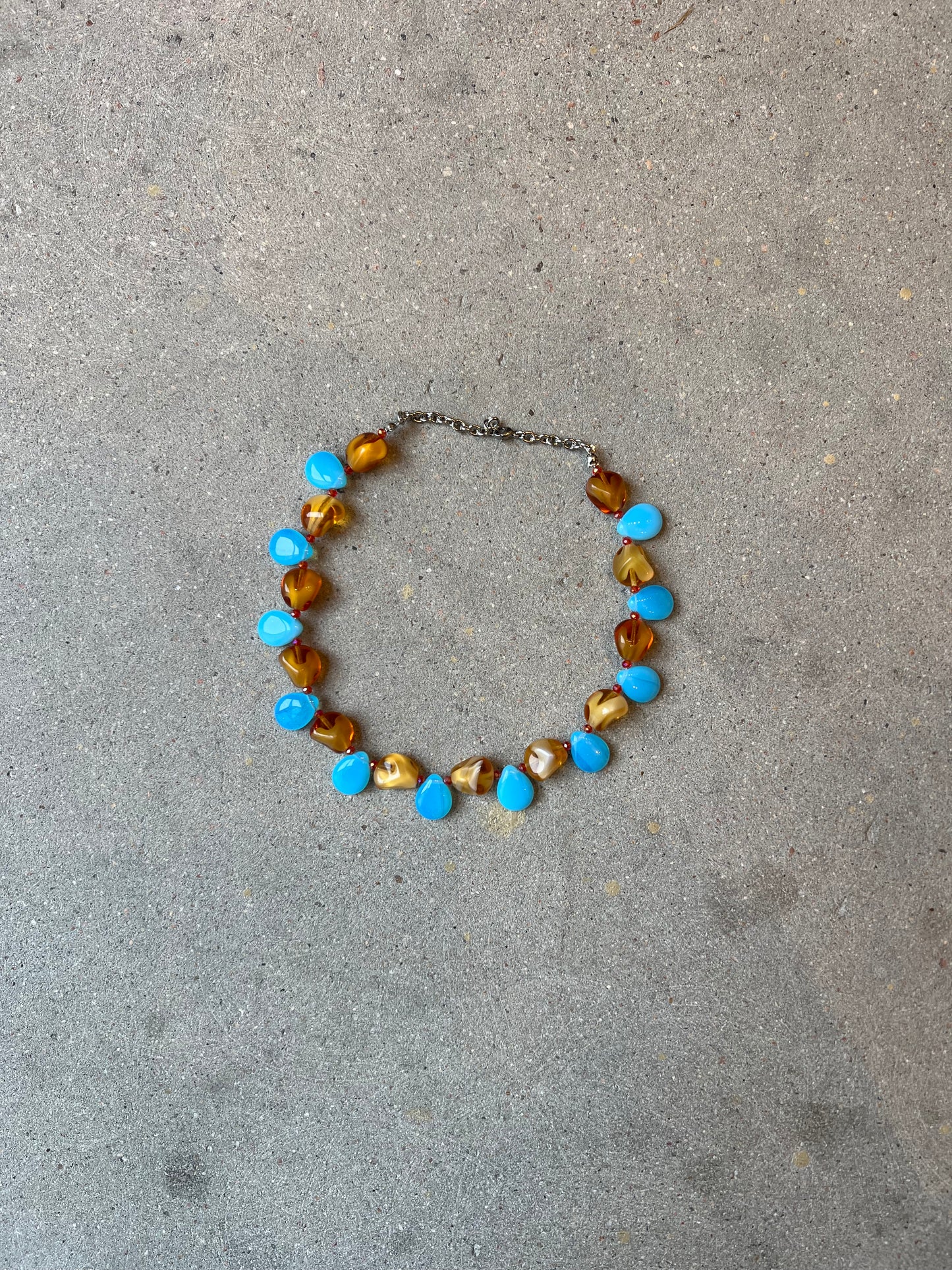 Collar Gota