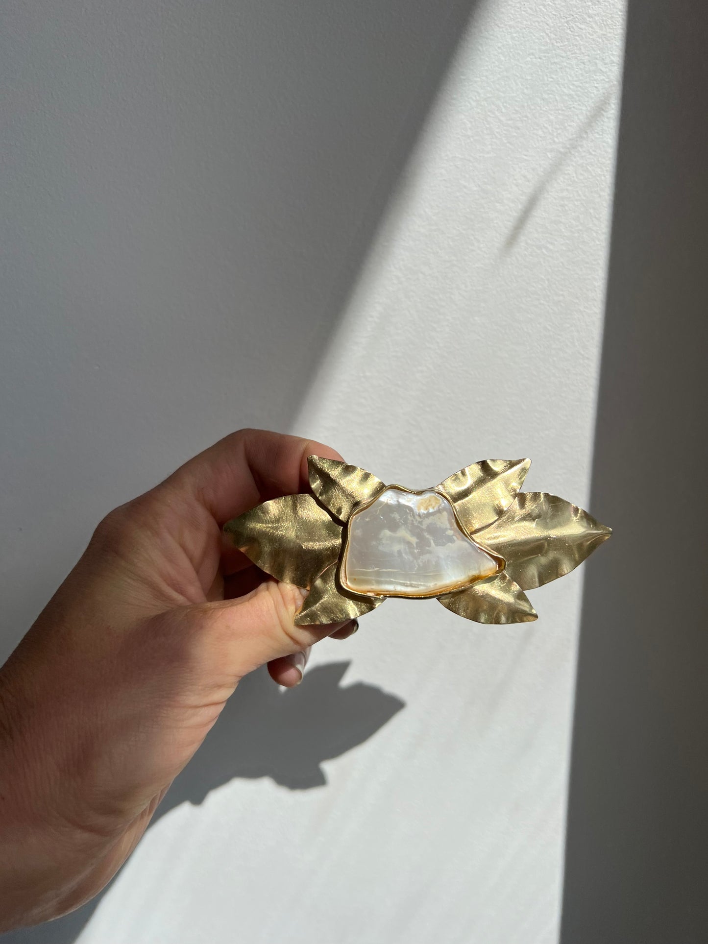 Broche nácar