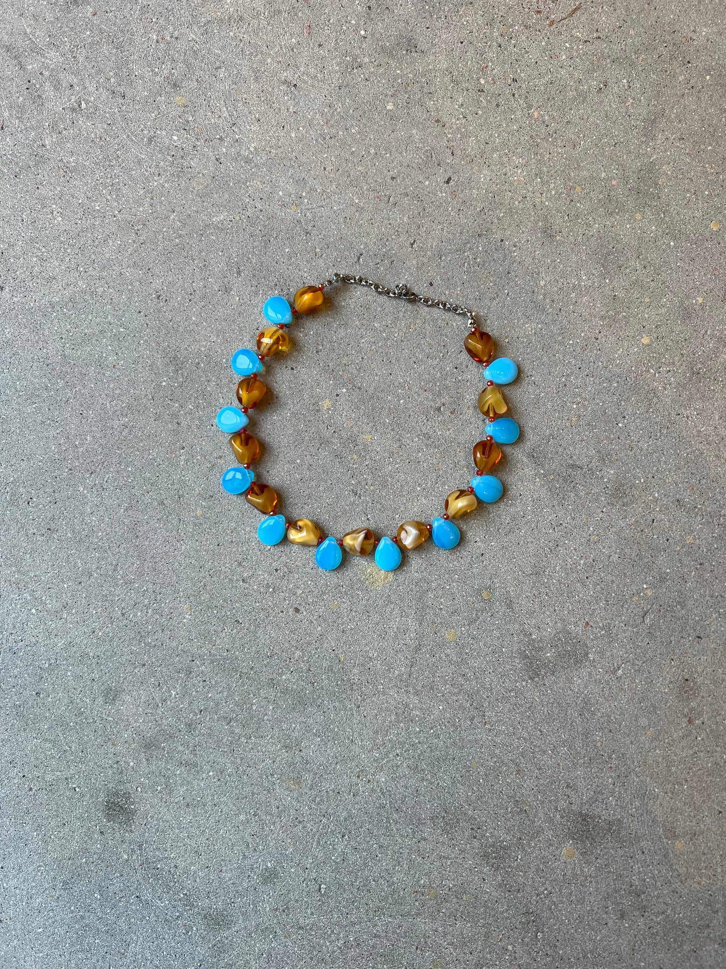 Collar Gota