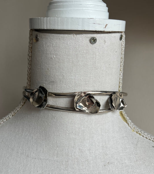 Gargantilla Doble Rosas