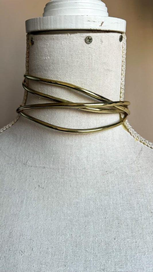 Gargantilla irregular 4 hilos